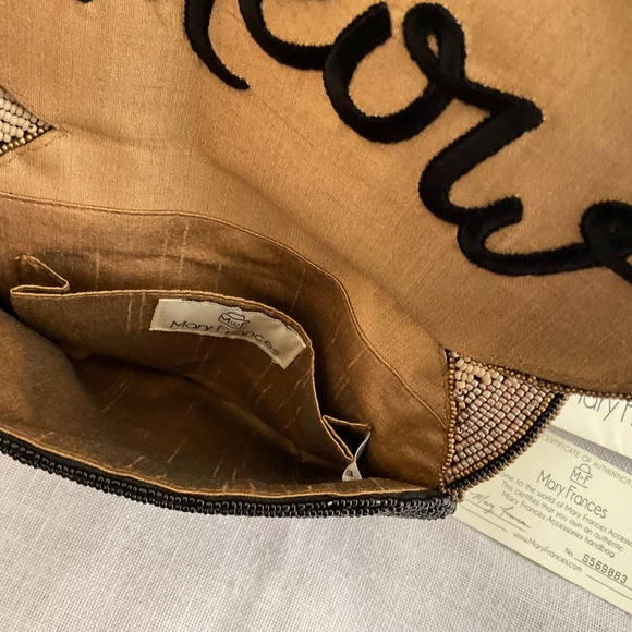 NEW Mary FrancesWhisker Beaded Cat Crossbody Clutch Bag - Picture 4 of 12